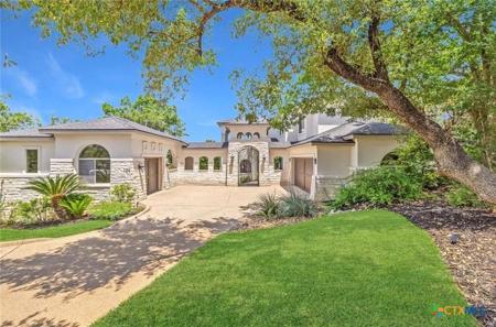124 Schooner Drive