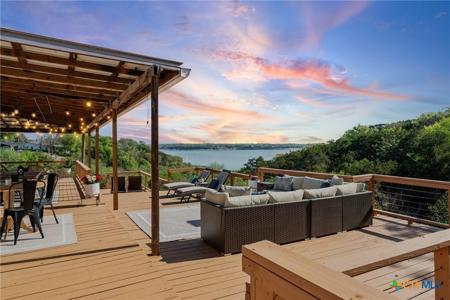 3719 Smoke Signal Road