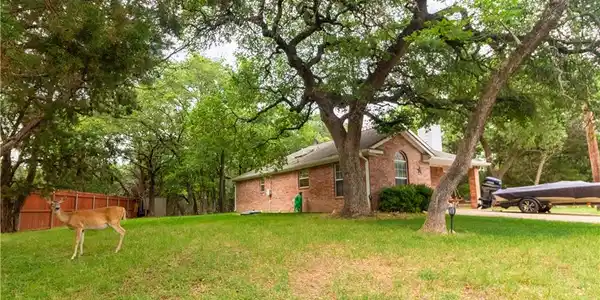 4 Spanish Oak Court