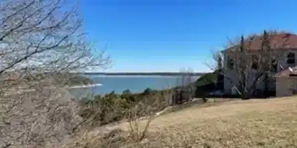 7026 Palisades