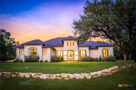 435 Arthur Court