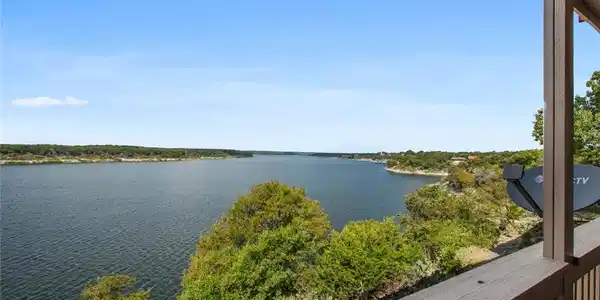 2 Cliffhouse Drive