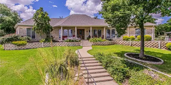 3450 Bob White Lane
