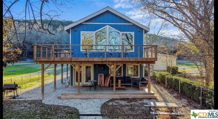 8976 River Road