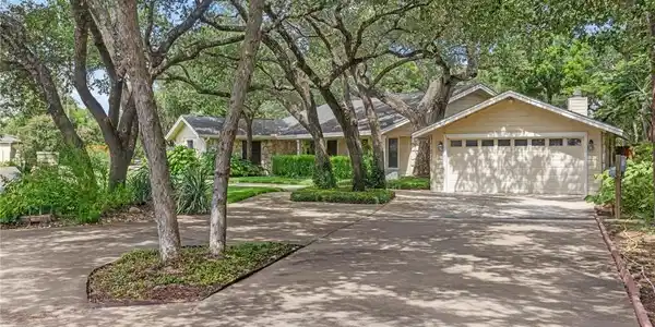 3745 (3735 per 911) Canyon Heights Road