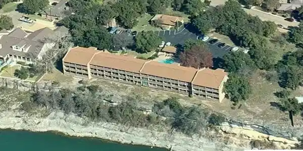 2 Cliffhouse Drive