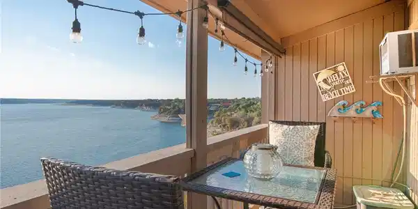 2 Cliffhouse Drive