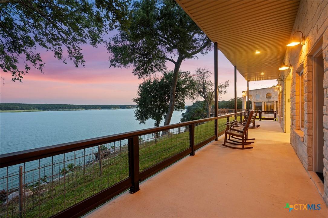 Image 2: Guest house porch evening view
