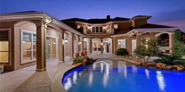 3800 Southlake Drive