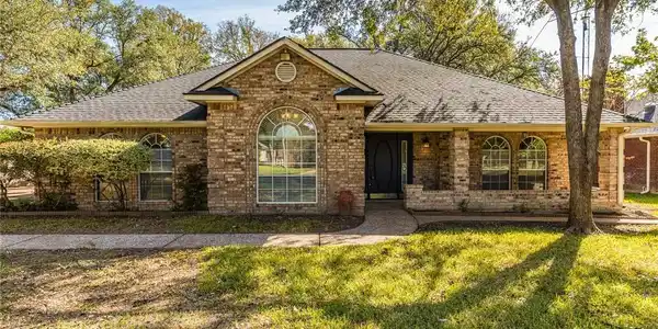 414 Northcliffe Drive
