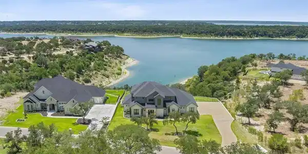 13 Lakeview Estates Drive