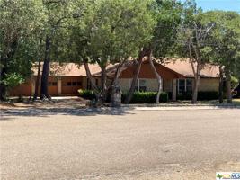 11 Morgans Point Boulevard