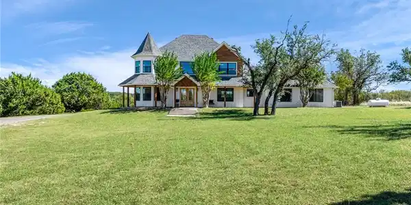 3973 High Oak Drive