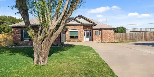 3704 Pine Terrace Court