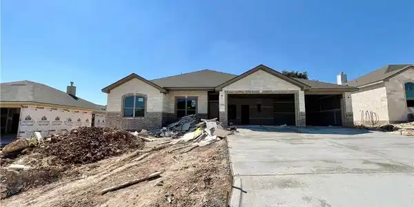 3413 Waggoner Drive