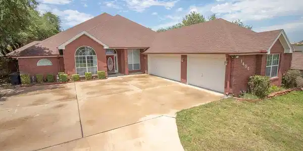 1405 Summer Glen Drive
