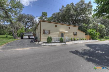 332 W Klein Street