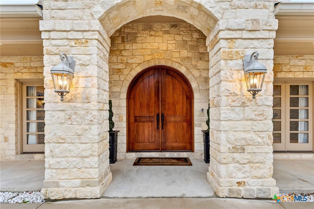 Image 4: Front Door - Mahogany Double Doors