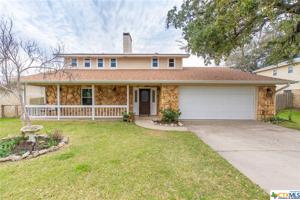 7249 Woodlake Circle