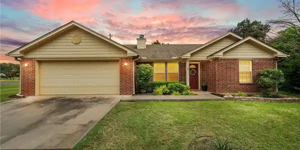 1 Moonlite Lane
