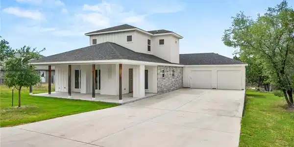 5164 Comanche Drive