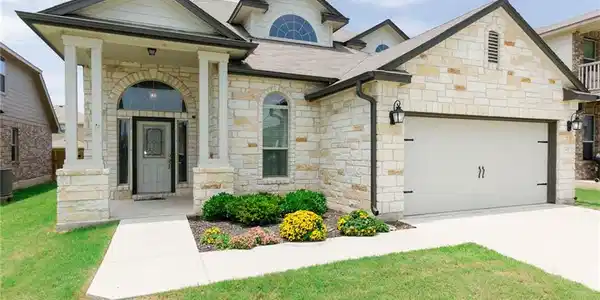 1210 Emerald Gate Drive