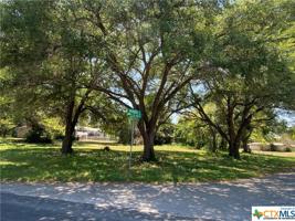 101 Navasota Lane