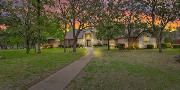 2106 Canyon Springs Drive