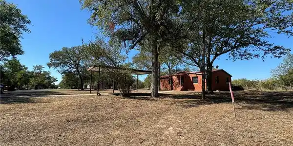 5588 Helm Lane