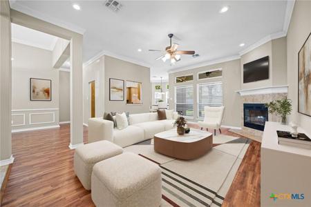 2807 Amber Forest Trail