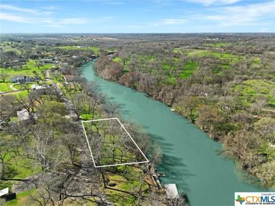 6 River Oak Drive