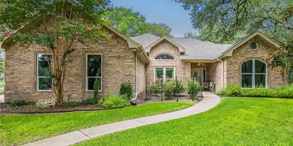 13631 Moss Rose Trail