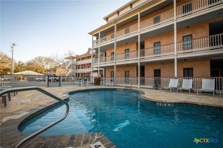 1247 Gruene Road