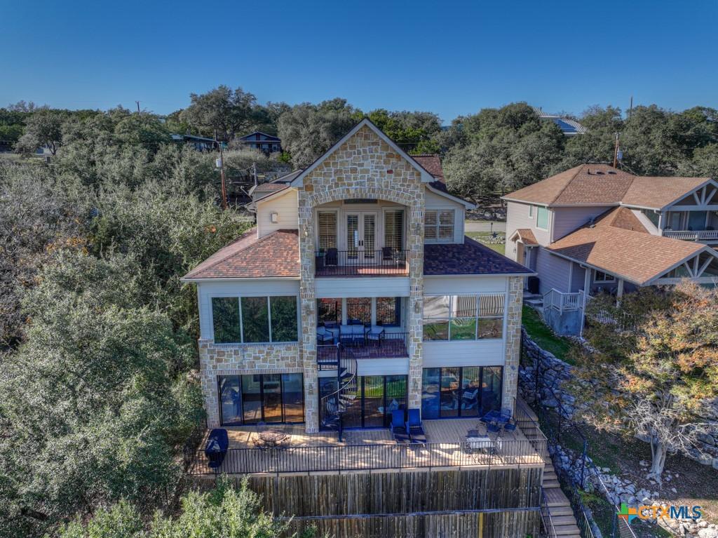 Image 2: Rear of home
