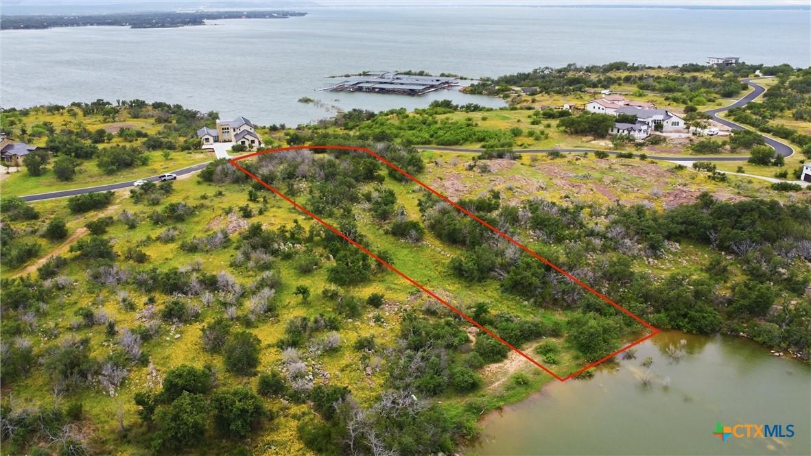 Image 4: Approx. Lot Boundary Lines