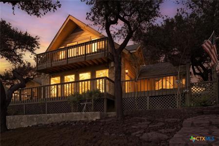 1072 Summit Bluff