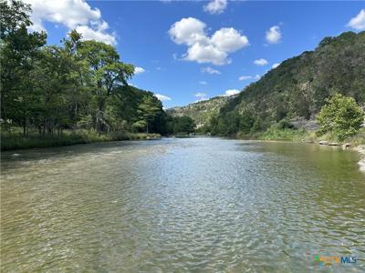 2751 River Oaks Drive