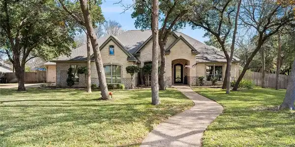 228 Green Park Drive