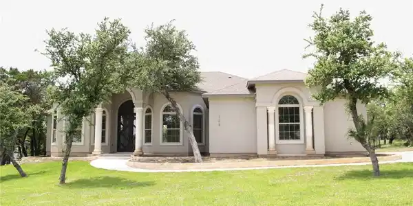 108 Lakeview Estates Drive
