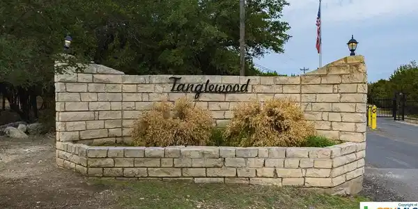 5237 Comanche Drive