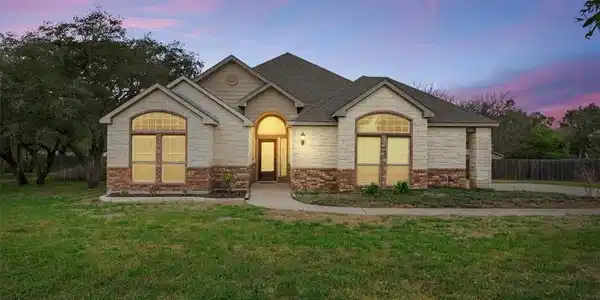 60 Richland Drive