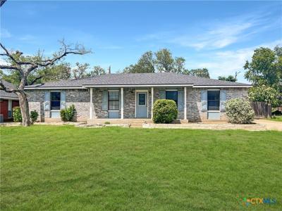 2 Commodore Drive