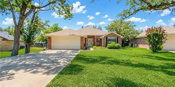 12824 Stonegate Trail