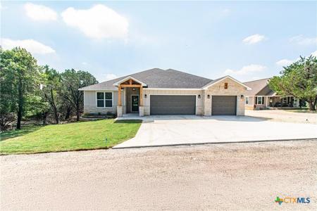 5225 Comanche Drive