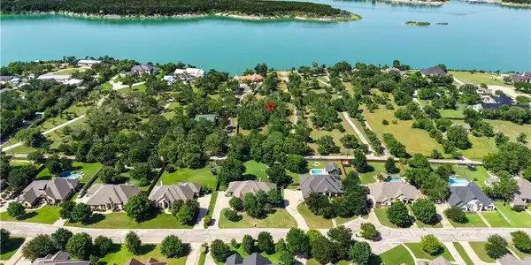 Image 3: Belton Lake