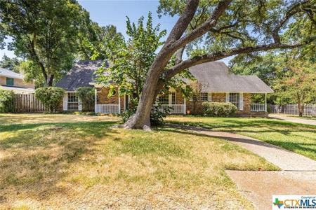 3503 Hemlock Court
