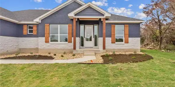 5092 Comanche Drive