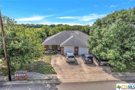 1044 and 1046 Misty Acres Drive