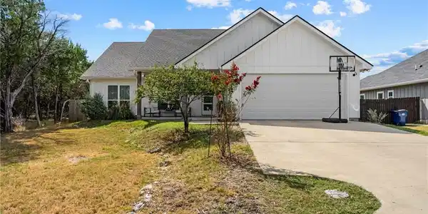 5111 Goliad Drive
