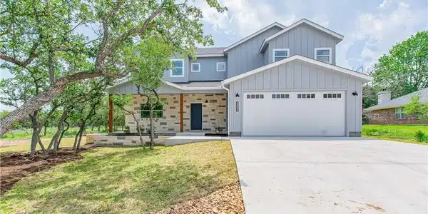 5210 Denmans Loop